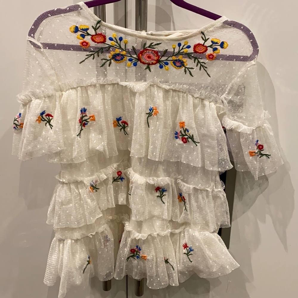 Zara lace/embroider top sz 10